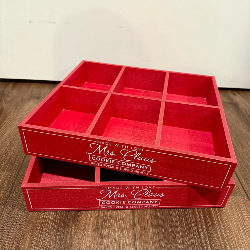 Target Mrs Claus Christmas crate x 2 holiday